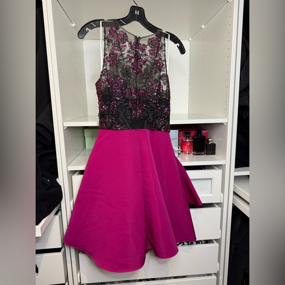 Marchesa Dress - Picture 3 of 4